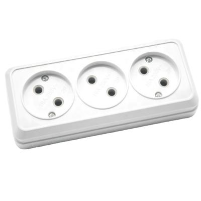 China Residential / General Purpose Outdoor European Wall Socket 3 Strip Type 2P Socket for sale