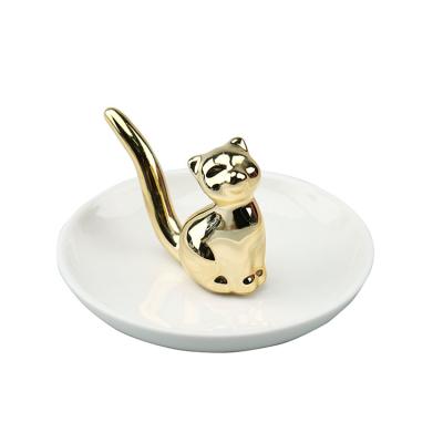 China Hot Selling Elelgent Ceramic Dishes Jewelry Display Tray Trinket Cat Cute White Gold Jewelery Dishes Creative Home Wedding Gift for sale