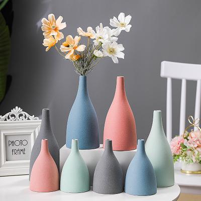 China High Quality Decorative Modern Minimalist Style Desktop Plant Balcony Office Vases Ceramic Flower Vases for Home Decor and Living Room for sale