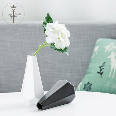 China Art Ceramic Vase Art Black White Large Irregular Minimalist For Decor Vase Handmade Decorative Flower Vase For Drop Shipping for sale