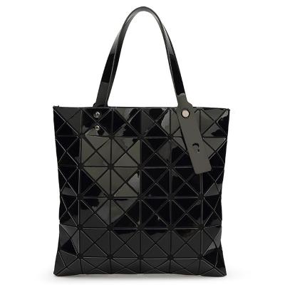 China Newest Portable Geometric Women Bag Tote Water Cube Style Handbag Luxury Casual Luxury Shoulder Bag for sale