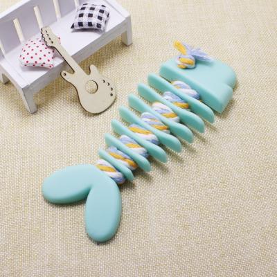 China New Viable Dog Rollover Protection Device Toy Dog Chew Toy Fish Pets Tooth Cleaner Chewing Toys for sale