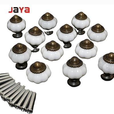 China Easy Installation Kitchen Handles Cabinet Door Drawers Door Knob Drawer Pulls for sale