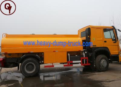 China 10000 Liters 4x2 Fuel Tank Trailer / Fuel Carrier Truck 6 Wheels Type HOWO Made for sale