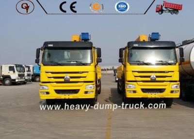 China LKW HOWO 8X4 brachte geraden Boom-Service-LKW-Kran 25 Tonnen Belastbarkeits-an zu verkaufen