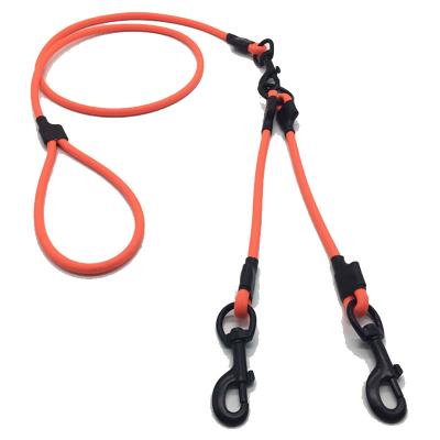 China DETACHED Round Durable PVC Coated Rope 2 Way Dboule Dog Leads Leash Walking Coupler With 2 Snap Hooks Black for sale