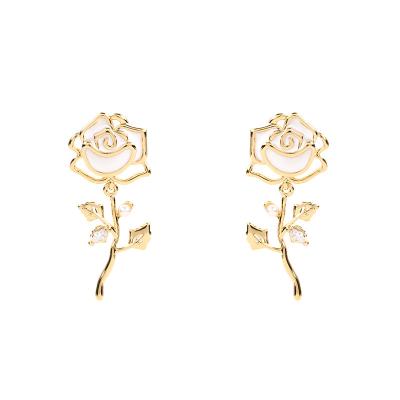 China Fashion Durable Jewelry Rose Earrings Personality Sweet Earrings Women Earrings for sale