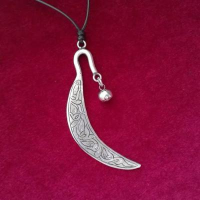 China Factory ethnic chinese miao ethnic necklaces copper silver plated jewelry crescent moon lunar shape for sale