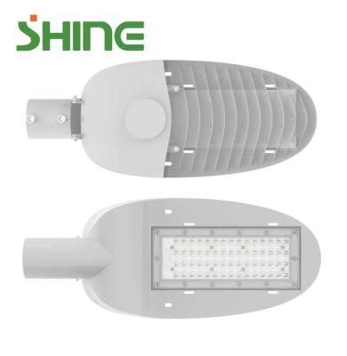 China Outdoor ROAD LED Street Light 2 Installation Die-casting Aluminum Economic Warranty 120-140lm/w esay years for sale