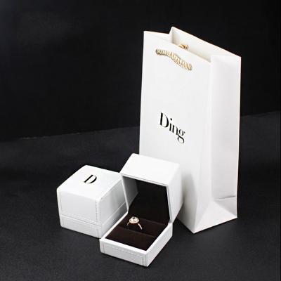 China Newest Jewelry Box Ring Necklace Box Bracelet Jewelry Packaging Case White PU Thick Edge Thick Edge With Jewelry Bag for sale