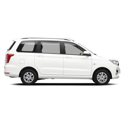 China Leather Wuling Hongguang Plus 7-Seat SUV MPV with Automatic Gear Box AWD Available in Light and Dark Interior Colors Leather Seats for sale