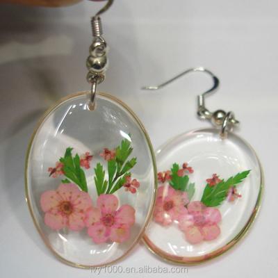 China Fashionable Wholesale Resin Earrings With Dry Flower Inside Round Circle Earrings for sale