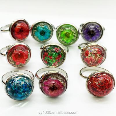 China Creative Cute Resin Finger Ring With Dry Flower Ring Jewelry Accessories Rings Wholesale for sale