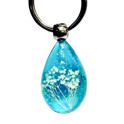 China Promotion Gift Metal Alloy Crystal Epoxy Acrylic Luminous Key Chain With Real Babysbreath Flower Laminated for sale