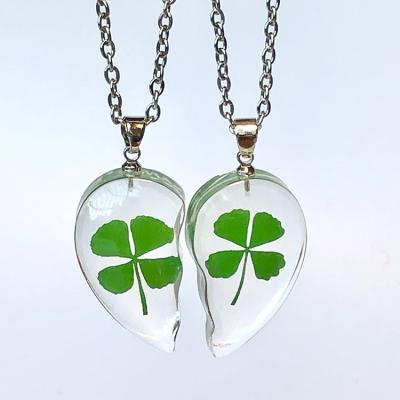 China CLASSIC transparent leaf necklace four leaf clover pendants colares heart couple necklace for sale