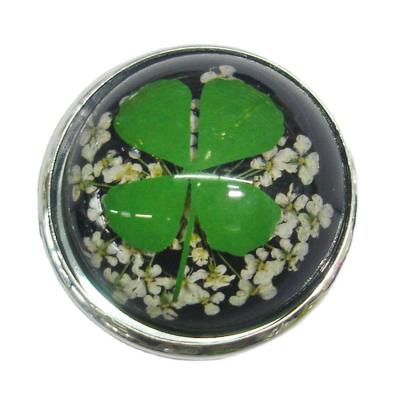 China 2022 Unique CLASSIC Epoxy Resin Four Leaf Clover Plant Rings Jewelry for sale