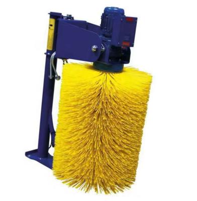 China Good Quality Farms Cow Brush Nylon Rotary Cattle Brush for sale