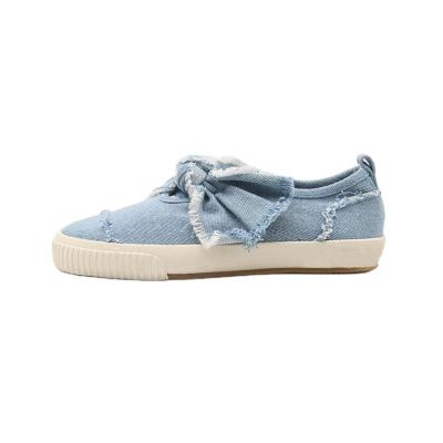 China Women's fashion flat children's slip-on shoe blue denim fabric with bow girls loafers to wear with skirt casual sneakers party shoes for sale