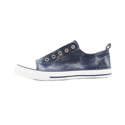 China Retro Flat Children's Indigo Blue Denim Pre-Faded Anti-Wear Fabric With Toe Sports Rubber Shoes Sneakers Walking Casual Style for sale