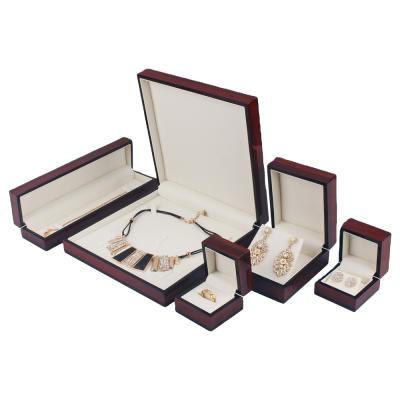 China Custom Luxury Packaging Ring Box Jewelry Case Logo Jewelry Box With Logo Luxury Design Recyclable for sale