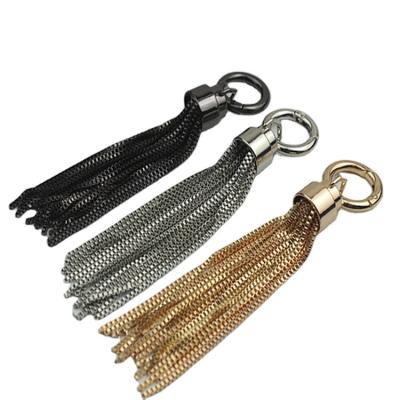 China Classic Jewelry Bag Box Pendant Small Metal Tassel Chain Ornament Metal Key Chain for sale