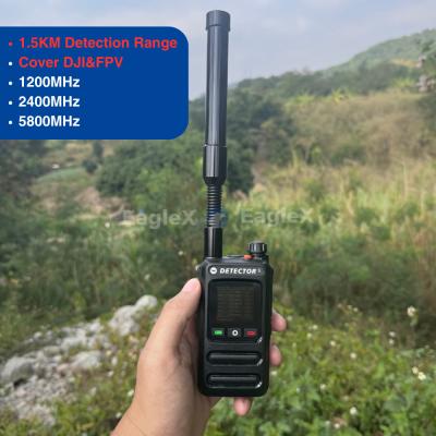 China 1.5-2KM Handheld FPV Drone detector Detectie 8001500MHz、24002485MHz、57255850MHz Te koop