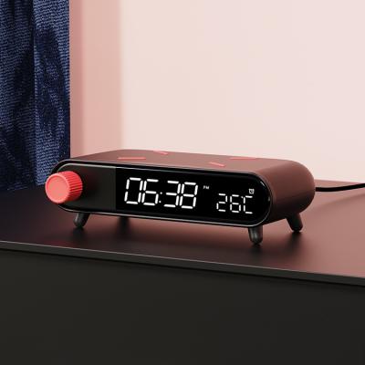 China Calendars Seneo Alarm Clock with Pad 10W Wireless Charging Wireless Charger Used for iPhone 11/Pro Max/SE 2/XR/XS/X/8/8plus for sale