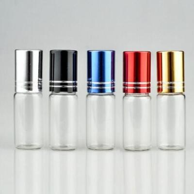 Chine Clear Roll Essential Oil Bottle 5ml 10ml Glass Round Shape Roller Ball Bottle à vendre