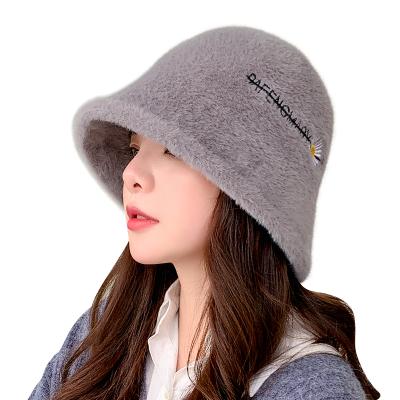 China High Quality High Quality Character Customized Bucket Hats Mink Warm Bucket Hats With Small Daisies for sale