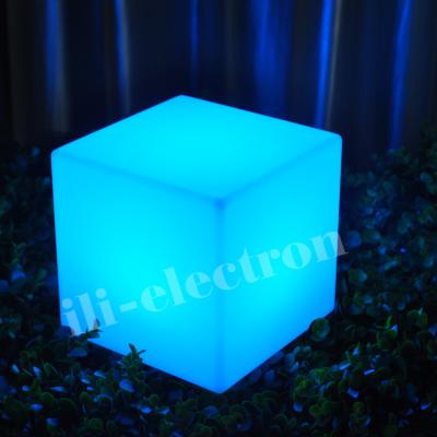 China PE plastic color changing illuminated Solid LED Glow Cubes for sale