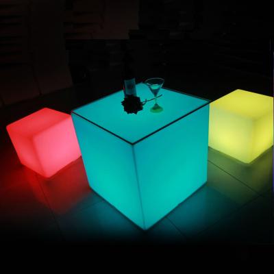 China Plastic Illuminate Space LED Cube Light Perfect Lighting Solution for sale