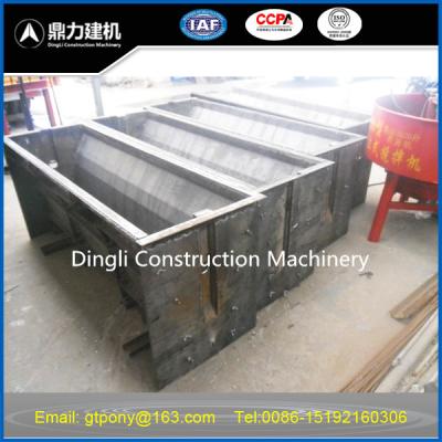 China traffic barriers mold for sale