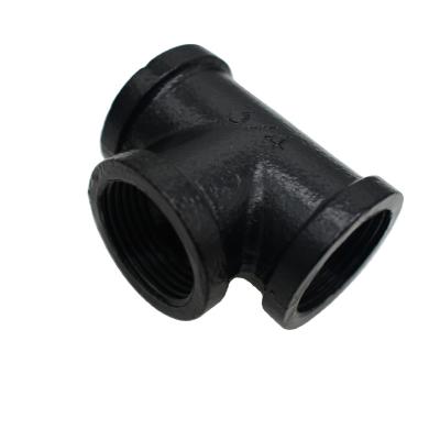 China Furniture Decoration DN20 Black Cast Iron Malleable Tee Fittings Thread Pipe Bracket For DIY Furniture Shelf for sale