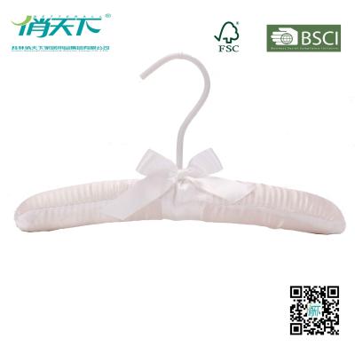 China Betterall White Color Satin Hanger with Cute Bowknot for sale