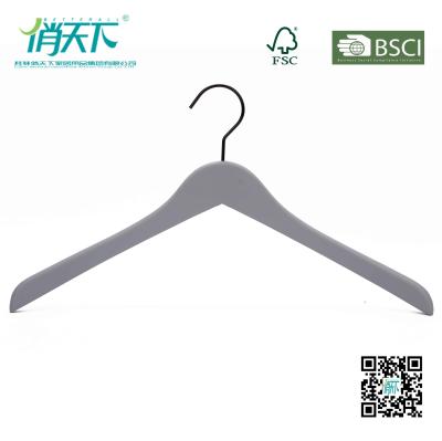 China Betterall Grey Color Rubber Paint Non Slip Hotel Usage  Wooden Hangers for Shirts for sale