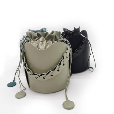 China Hot Selling High Quality Fashion Girl Fashion Bag Handbags Drawstring Bucket Bag For Women for sale