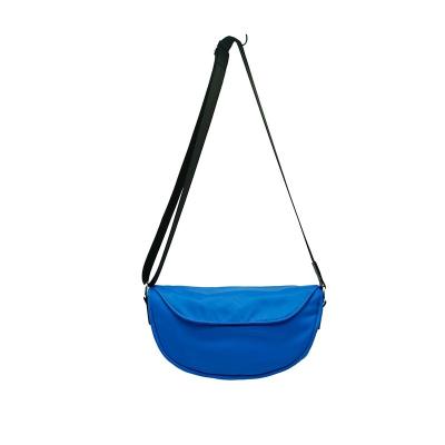 China Fashion Wholesale Fashion Multifunctional Blue Saddle High Capacity Bags Manufacturer for sale