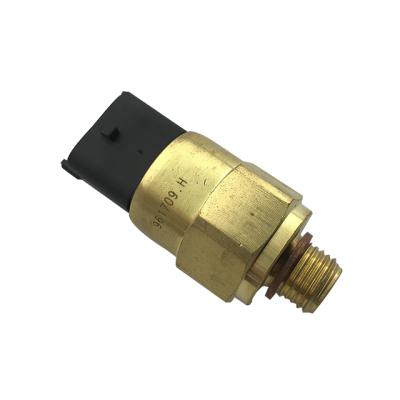 China VOLVO 20291011 04215774 EC210 EC240 VOLVO Oil Sensor Oil Pressure Switch For Excavator for sale