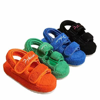 China 2022 New Light Weight Round Toe Thick Sole Warm Cotton Sandals Fluffy Sandals For Women for sale