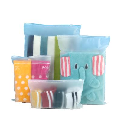 China Hot Selling Shock Resistance Clothing Packaging Frosted Bag Plastic Zipper Ziplock Bags For Clothing Packaging for sale