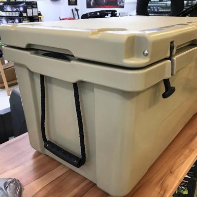 China 37QT (35L) Waterproof Cooler Box Camping for sale