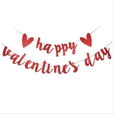 China Happy Red Gold Valentine's Day Heart Garland Glitter Banner Glitter Banner Be Mine Banner With Balloon Decoration for sale