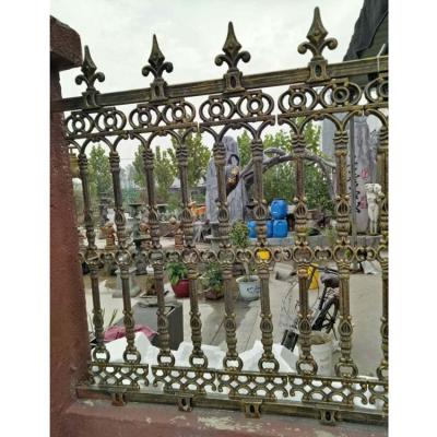 Chine Top-selling morden garden high quality cast iron fence / New Design Cheap Wrought Iron Fence Panel à vendre