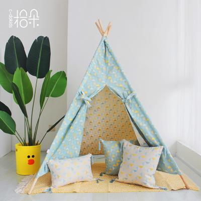 China Soft and Foldable Kids Play Tent Cotton Canvas Children Kids Play Indian Teepee Tent for Party for sale