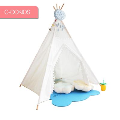 China Soft and Foldable Kids Play Tent Wholesale White Natural Canvas Cotton Indian Kids Teepee Tent for sale