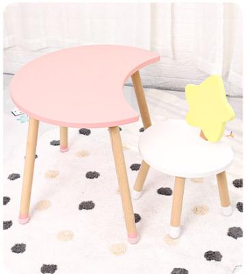 China Modern Kids Play To Learn Table Chair Solid Wood And Star Table And Moon Chair Set for sale