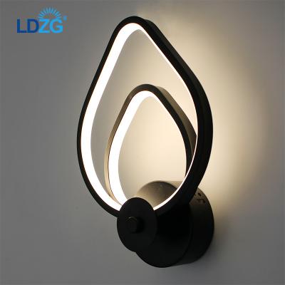 China Modern Indoor Outdoor Corridor Pattern Hallway Dimmable Shine Leaf Shape Modern Popular Decoration Living Room Wall LED for sale