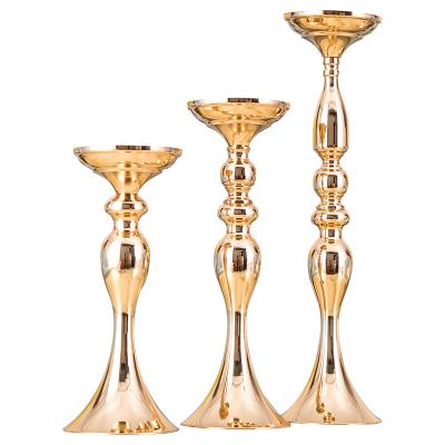 China European Weddings Iron Art Candlestick Decoration Wedding Table Centerpiece Gold Flowers Wedding Decor for sale