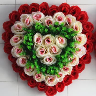 China Simulated Flower 55cm Artificial Heart Shaped Rose Flower Wall Wedding Decor for sale