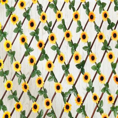 China Festival Decoration Wooden Fence Green Plant Leaves Sunflower Decorative Flower Wedding Home Outdoor Garden Decoration for sale